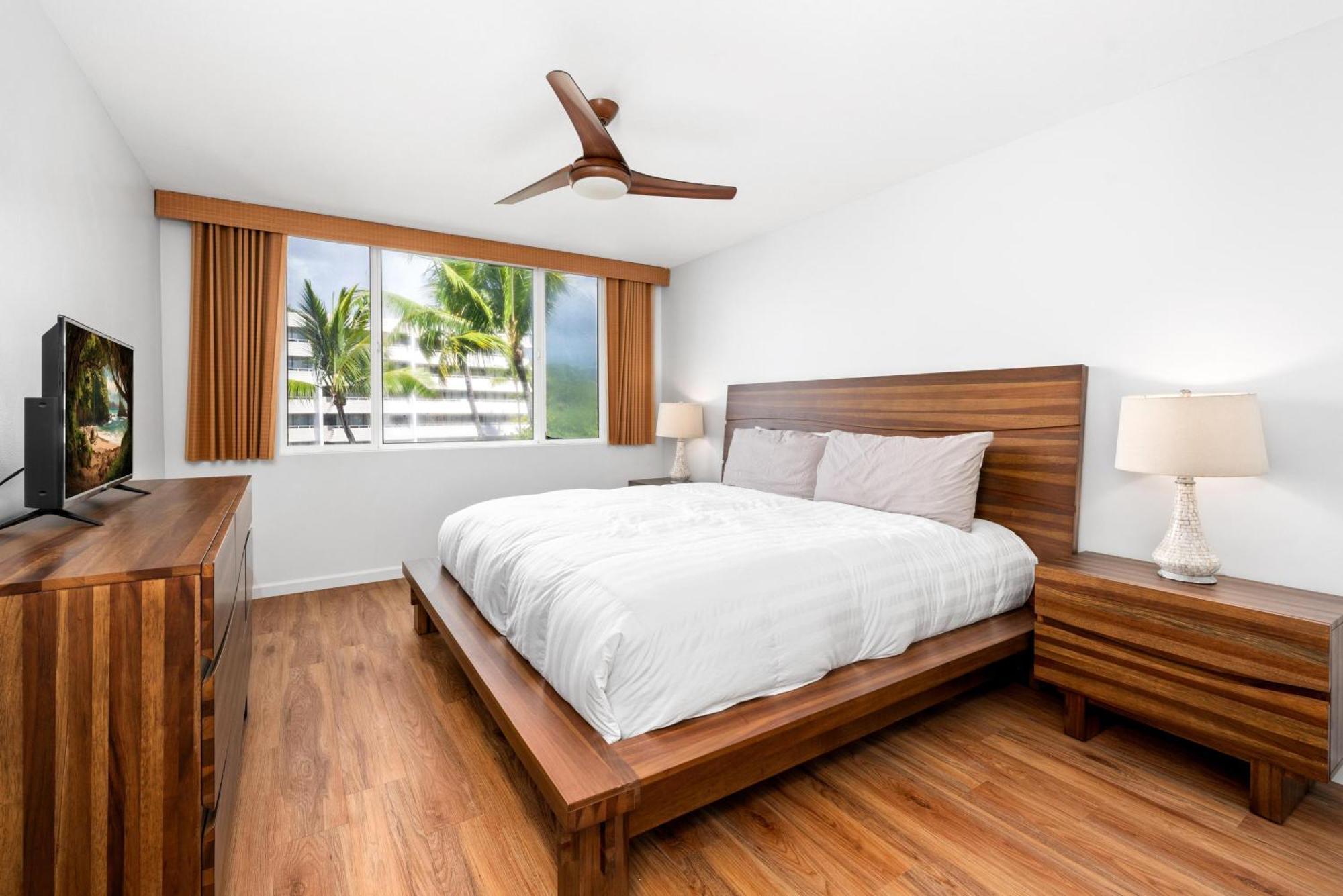 Classic Hawaiian Oceanfront Condo With Top Location - Hale Kona Kai 413 By Casago Kona Kailua-Kona Exterior photo